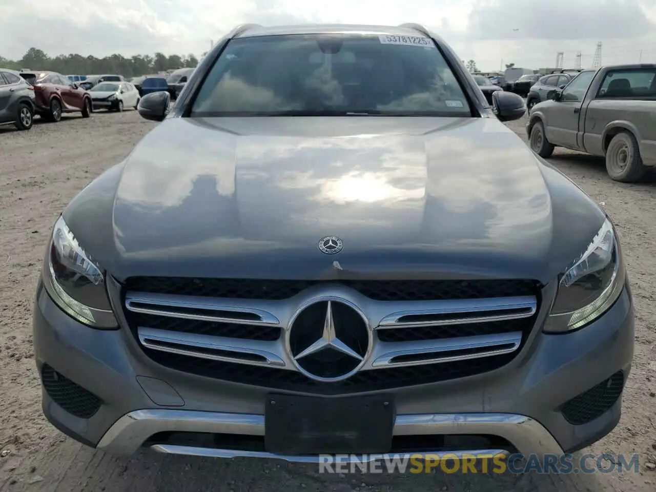 5 fotografías del automóvil dañado WDC0G4JB9KV132029 MERCEDES-BENZ GLC-CLASS 2019