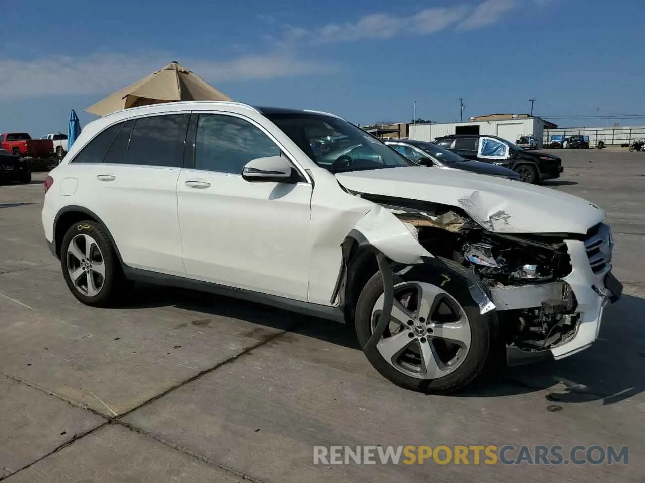 4 fotografías del automóvil dañado WDC0G4JB9KV132869 MERCEDES-BENZ GLC-CLASS 2019