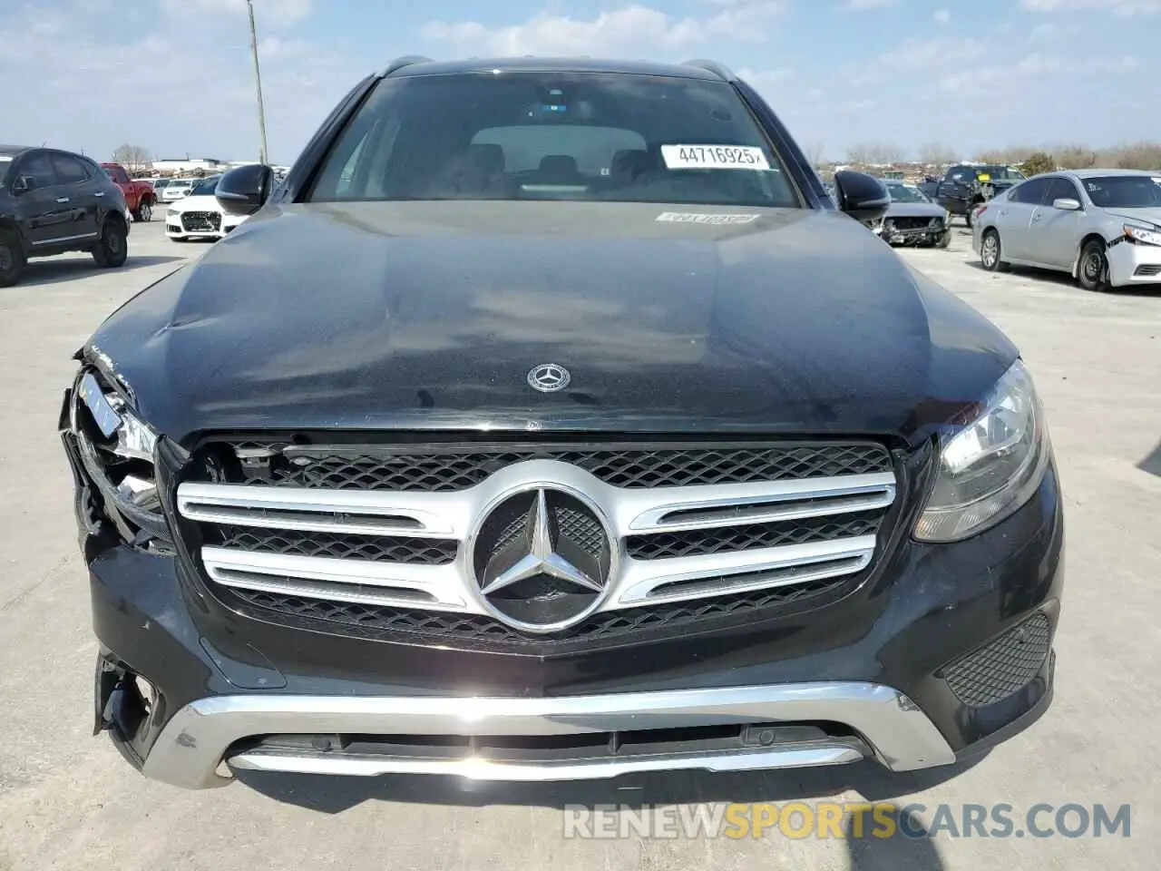 5 fotografías del automóvil dañado WDC0G4JB9KV182056 MERCEDES-BENZ GLC-CLASS 2019