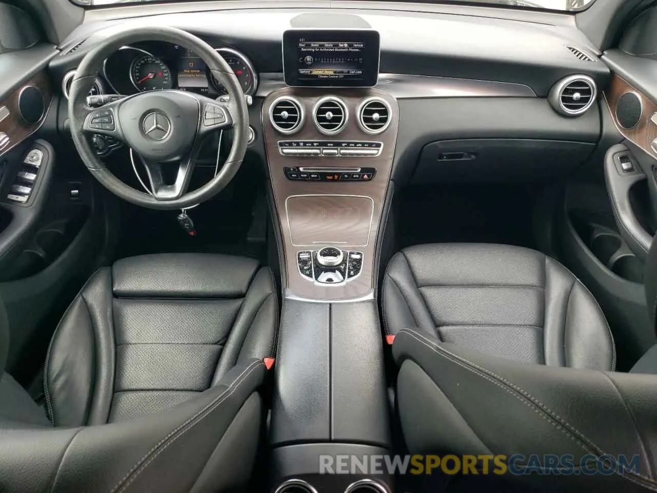 8 fotografías del automóvil dañado WDC0G4JBXKV180154 MERCEDES-BENZ GLC-CLASS 2019