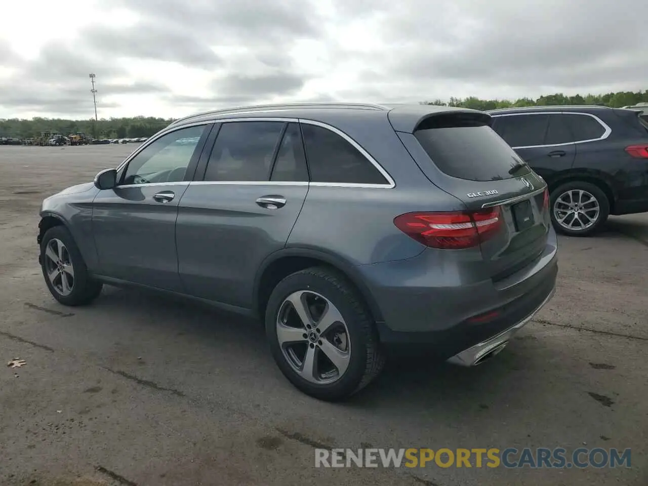 2 fotografías del automóvil dañado WDC0G4KB0KV142267 MERCEDES-BENZ GLC-CLASS 2019