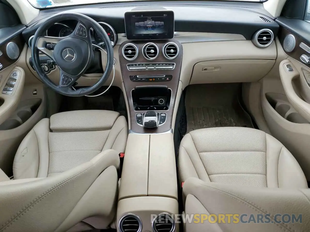 8 fotografías del automóvil dañado WDC0G4KB1KF633005 MERCEDES-BENZ GLC-CLASS 2019