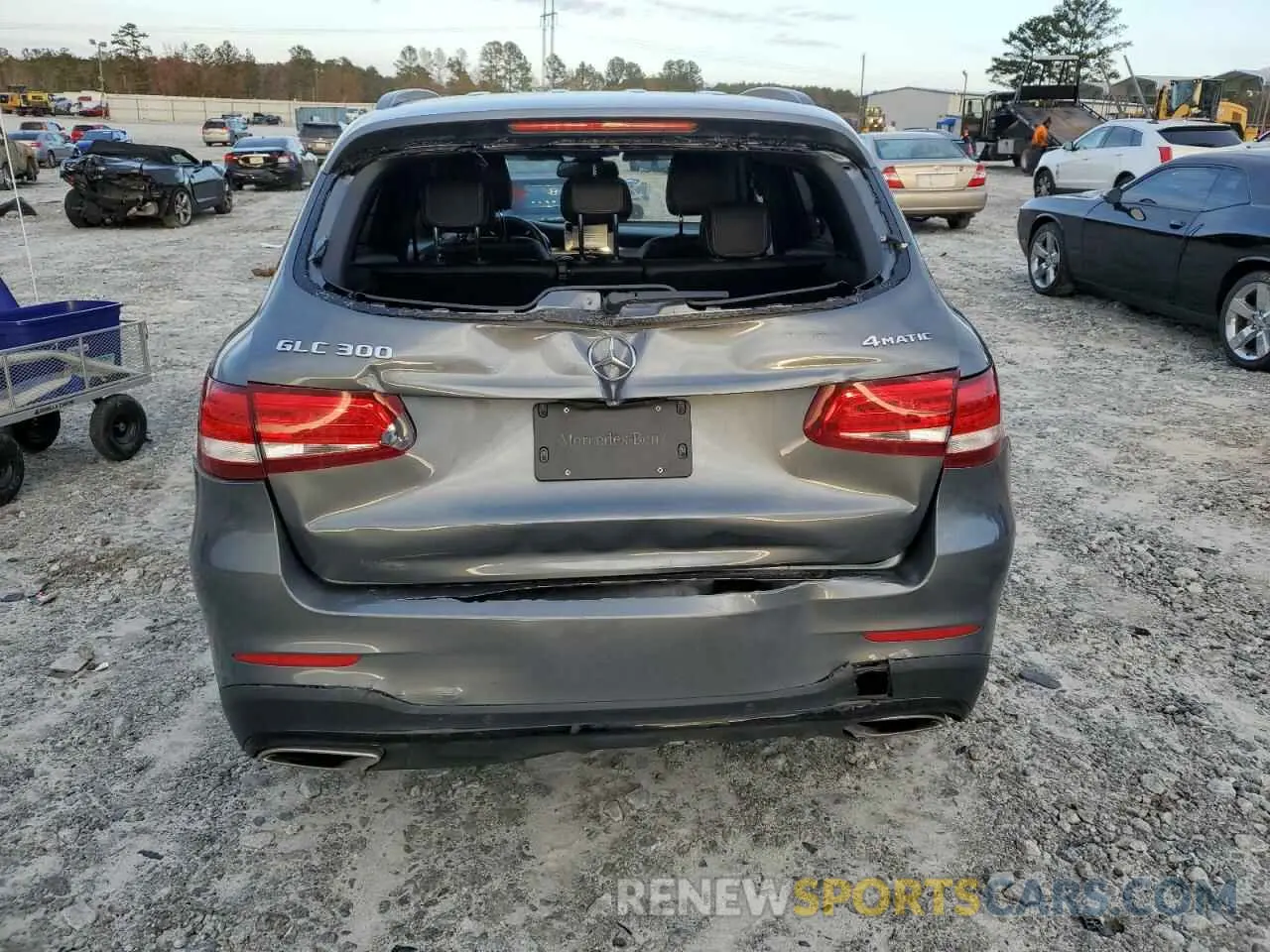6 fotografías del automóvil dañado WDC0G4KB2KV119329 MERCEDES-BENZ GLC-CLASS 2019