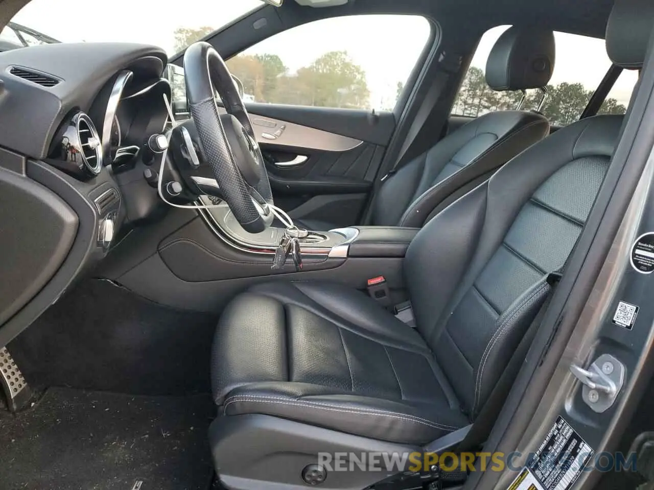 7 fotografías del automóvil dañado WDC0G4KB2KV119329 MERCEDES-BENZ GLC-CLASS 2019