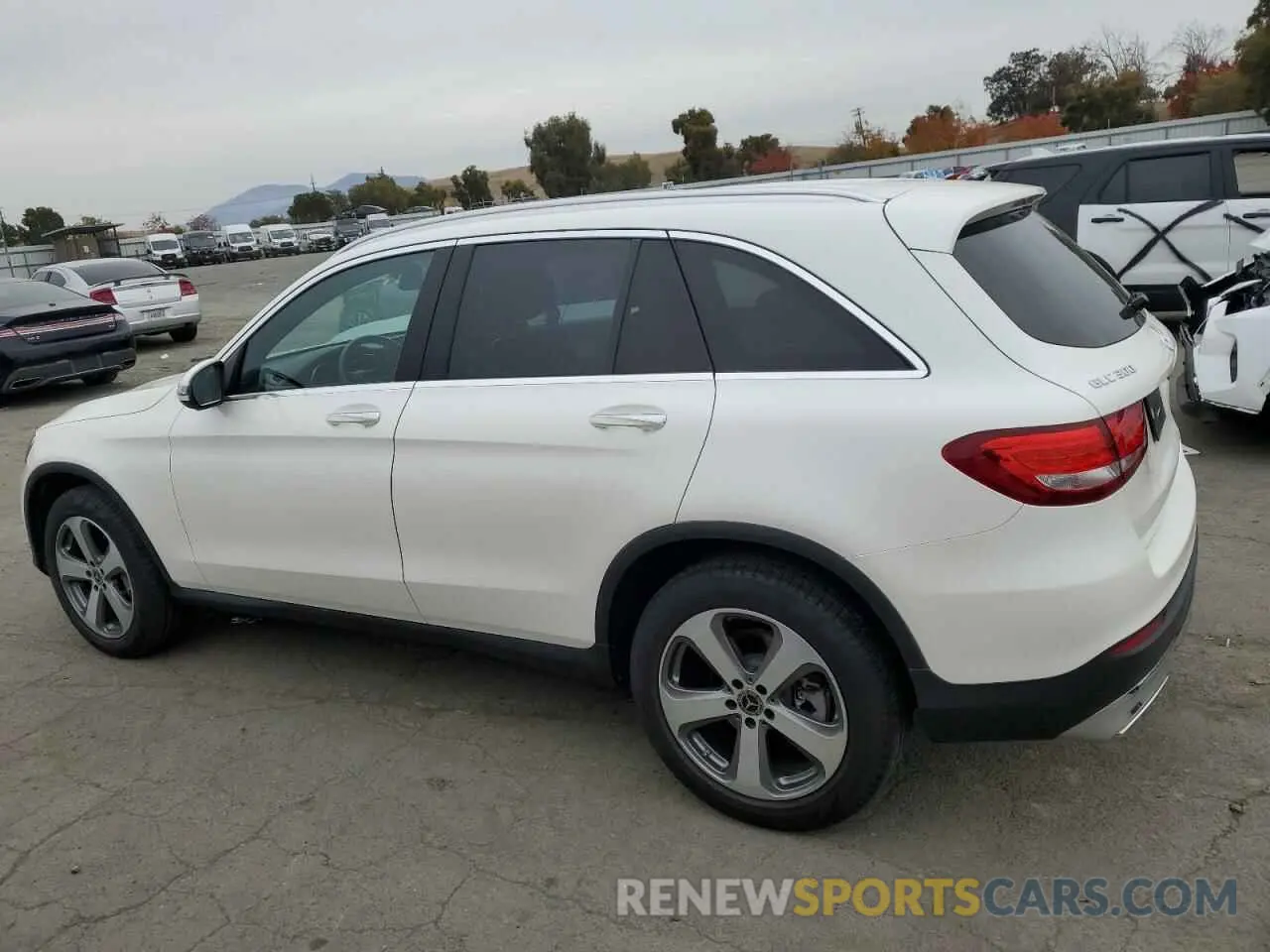 2 fotografías del automóvil dañado WDC0G4KB2KV191597 MERCEDES-BENZ GLC-CLASS 2019