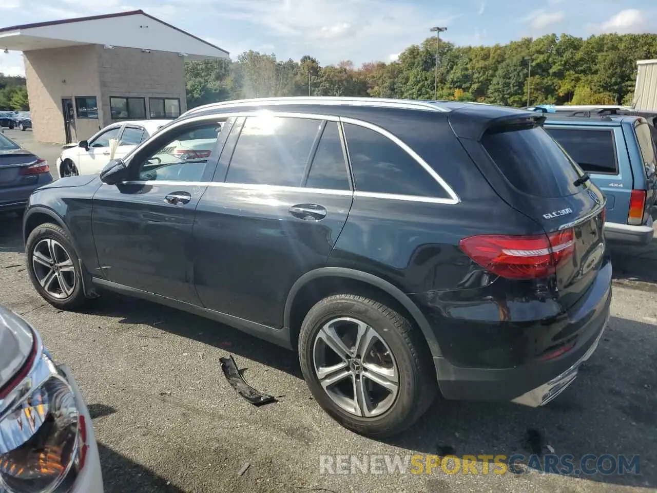 2 fotografías del automóvil dañado WDC0G4KB3K1005511 MERCEDES-BENZ GLC-CLASS 2019
