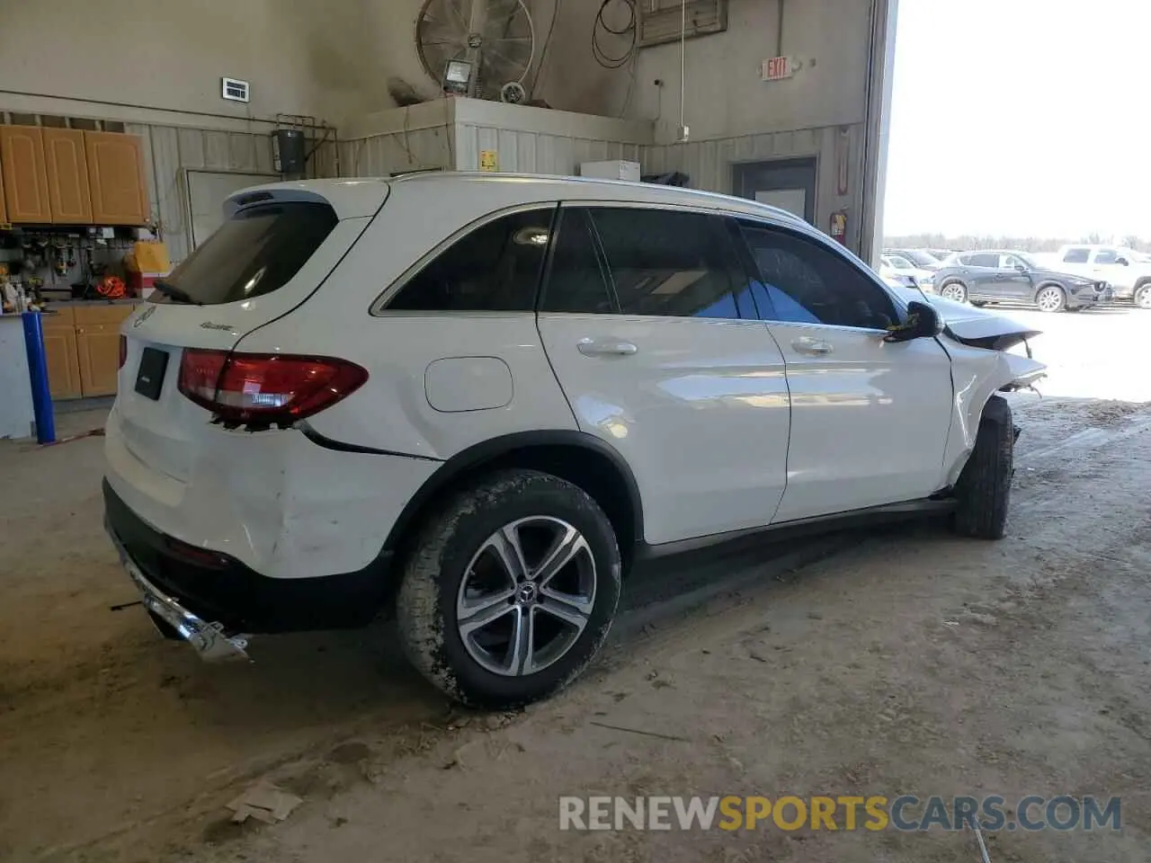 3 fotografías del automóvil dañado WDC0G4KB3KF570747 MERCEDES-BENZ GLC-CLASS 2019