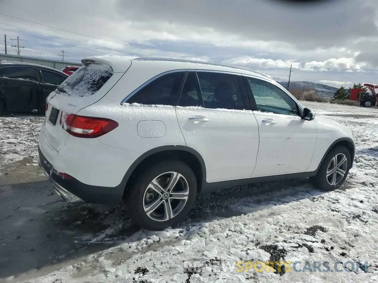 3 fotografías del automóvil dañado WDC0G4KB3KV134101 MERCEDES-BENZ GLC-CLASS 2019