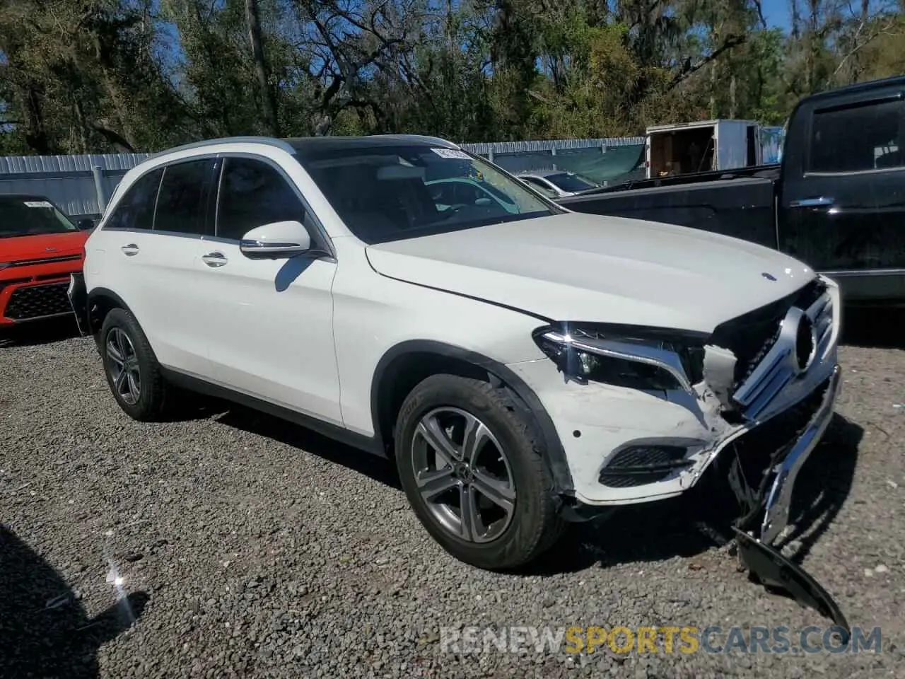 4 fotografías del automóvil dañado WDC0G4KB3KV148578 MERCEDES-BENZ GLC-CLASS 2019