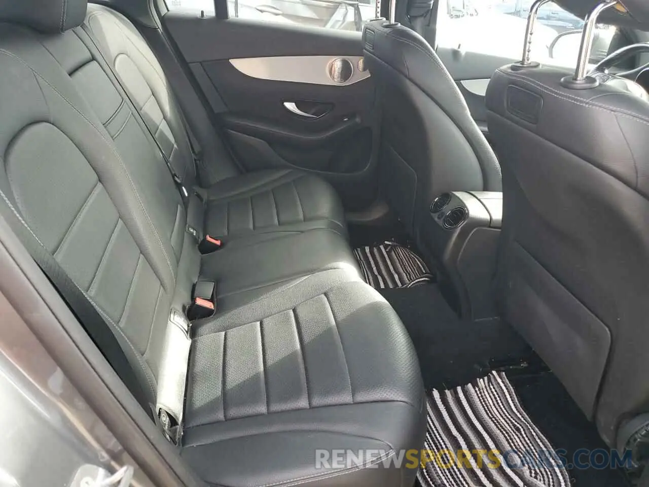 11 fotografías del automóvil dañado WDC0G4KB4KF576993 MERCEDES-BENZ GLC-CLASS 2019