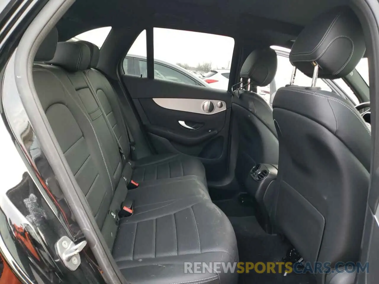 11 fotografías del automóvil dañado WDC0G4KB4KF655192 MERCEDES-BENZ GLC-CLASS 2019