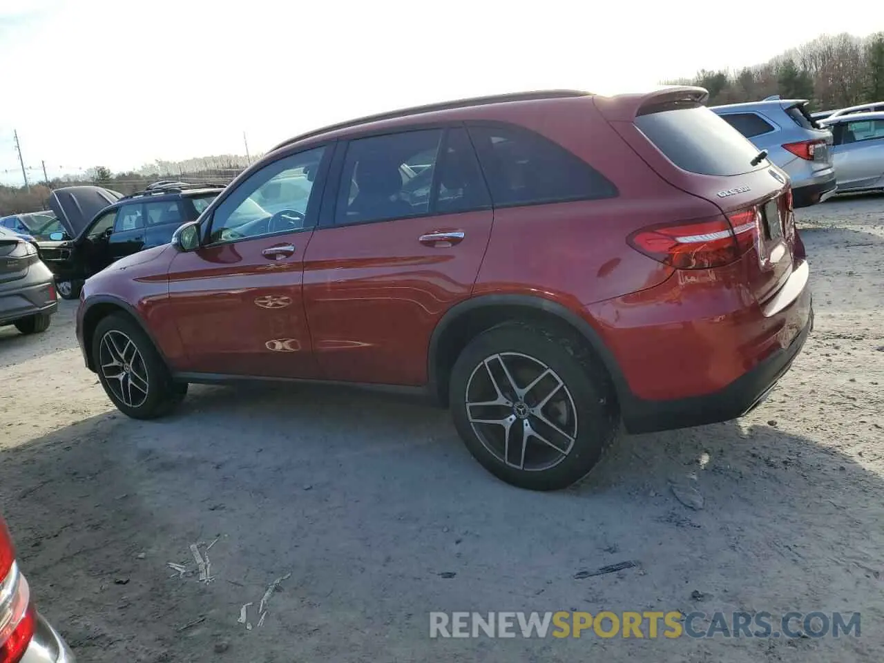 2 fotografías del automóvil dañado WDC0G4KB5KV138831 MERCEDES-BENZ GLC-CLASS 2019