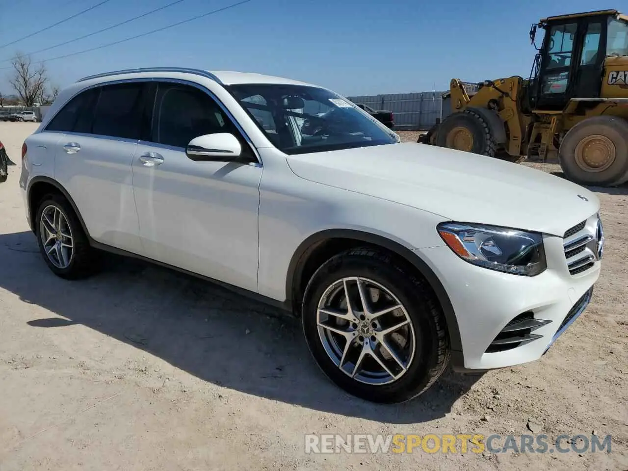 4 fotografías del automóvil dañado WDC0G4KB5KV146878 MERCEDES-BENZ GLC-CLASS 2019