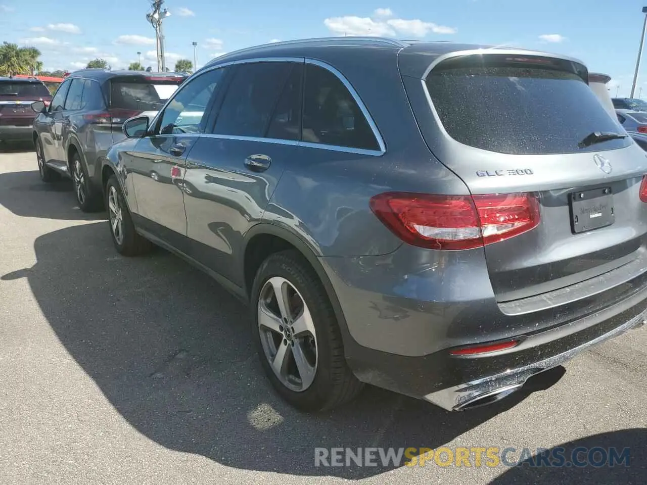 3 fotografías del automóvil dañado WDC0G4KB5KV167827 MERCEDES-BENZ GLC-CLASS 2019