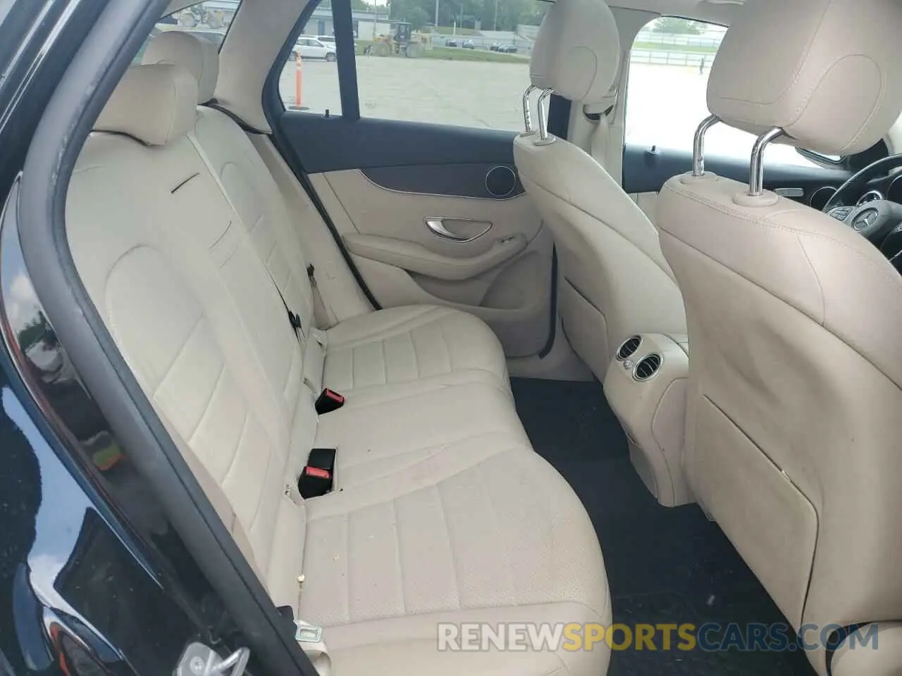 11 fotografías del automóvil dañado WDC0G4KB6KF665528 MERCEDES-BENZ GLC-CLASS 2019