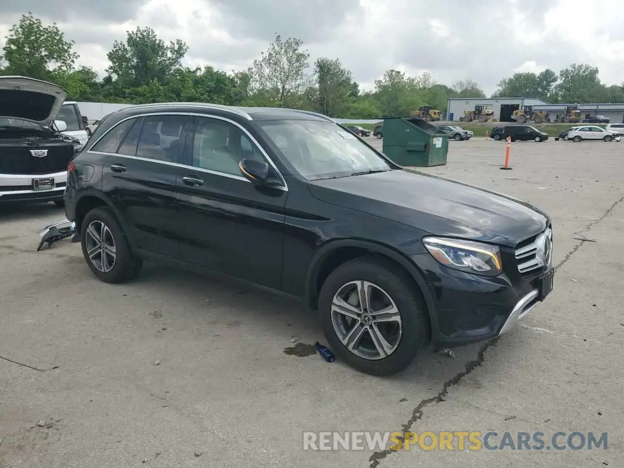 4 fotografías del automóvil dañado WDC0G4KB6KF665528 MERCEDES-BENZ GLC-CLASS 2019
