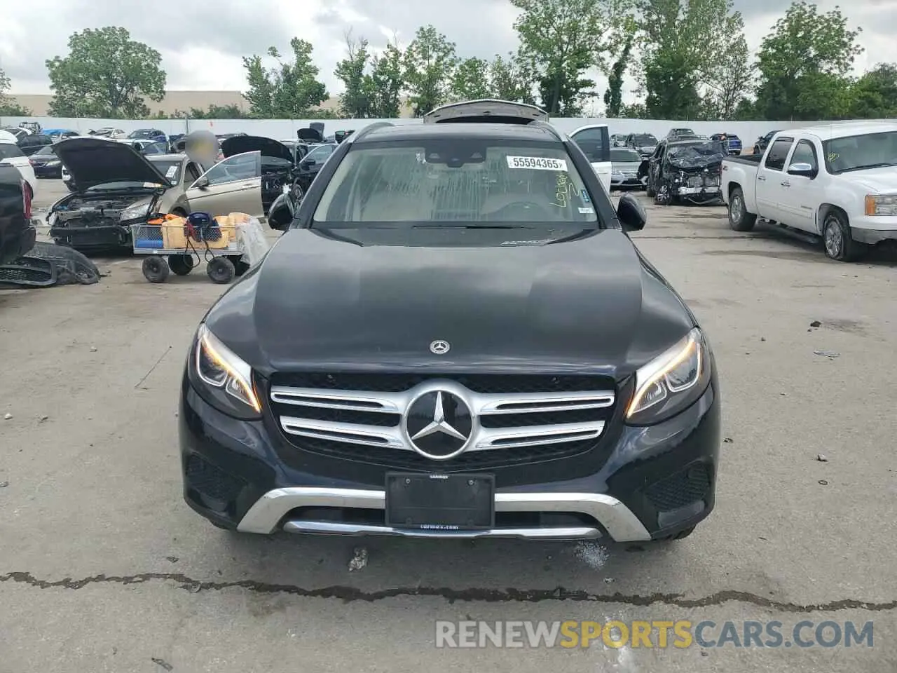 5 fotografías del automóvil dañado WDC0G4KB6KF665528 MERCEDES-BENZ GLC-CLASS 2019
