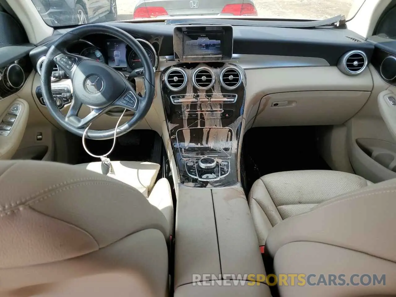 8 fotografías del automóvil dañado WDC0G4KB7KF575496 MERCEDES-BENZ GLC-CLASS 2019