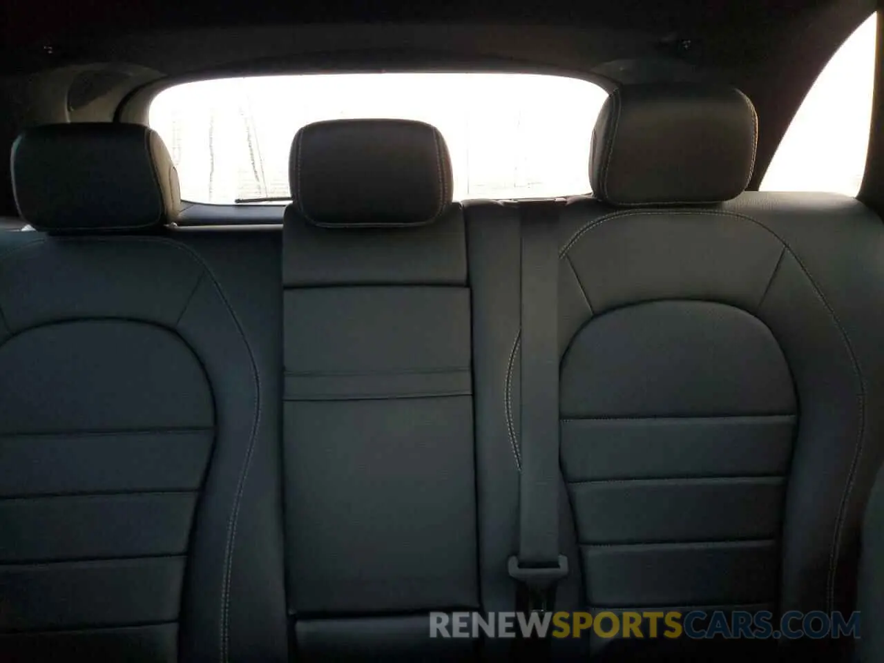 10 fotografías del automóvil dañado WDC0G4KB7KV139480 MERCEDES-BENZ GLC-CLASS 2019