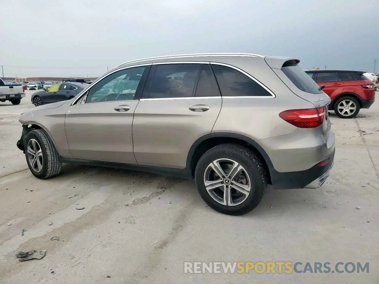 2 fotografías del automóvil dañado WDC0G4KB8KF667278 MERCEDES-BENZ GLC-CLASS 2019