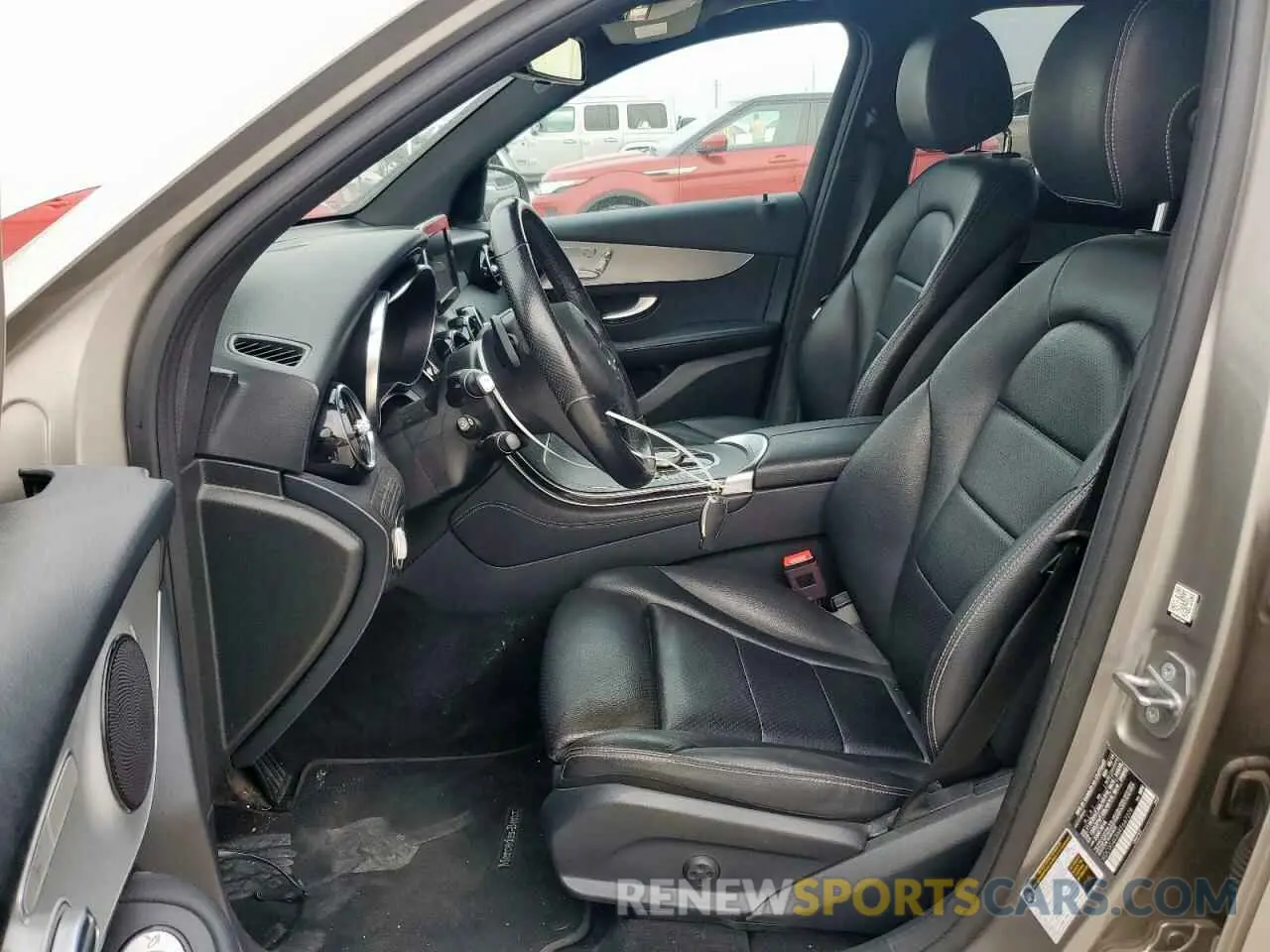 7 fotografías del automóvil dañado WDC0G4KB8KF667278 MERCEDES-BENZ GLC-CLASS 2019