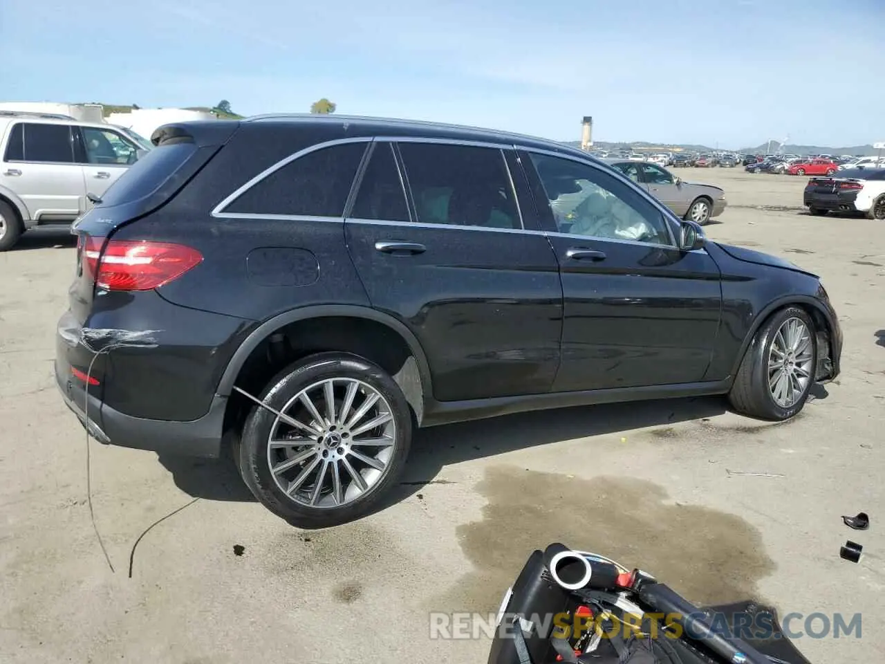 3 fotografías del automóvil dañado WDC0G4KB8KV137513 MERCEDES-BENZ GLC-CLASS 2019