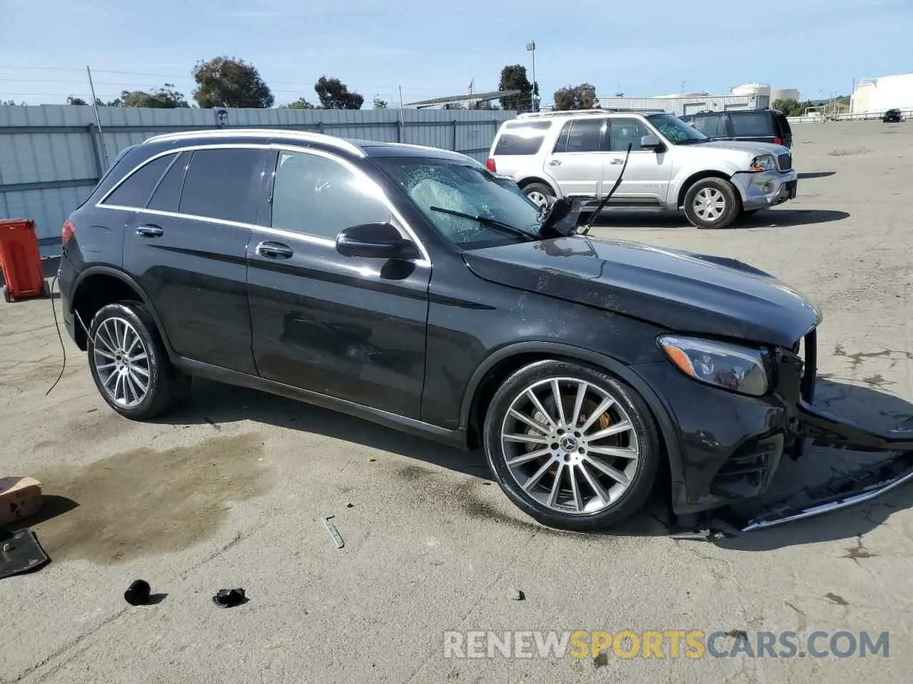 4 fotografías del automóvil dañado WDC0G4KB8KV137513 MERCEDES-BENZ GLC-CLASS 2019