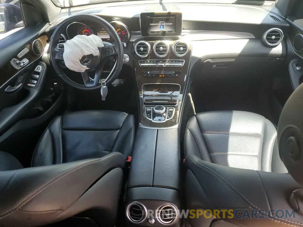 8 fotografías del automóvil dañado WDC0G4KB8KV157650 MERCEDES-BENZ GLC-CLASS 2019
