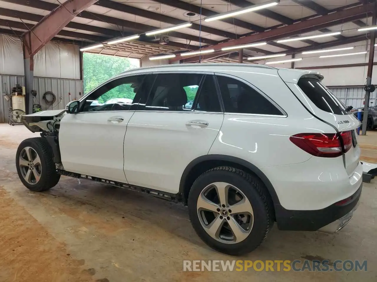 2 fotografías del automóvil dañado WDC0G4KB8KV165859 MERCEDES-BENZ GLC-CLASS 2019