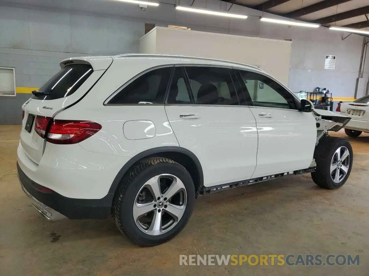 3 fotografías del automóvil dañado WDC0G4KB8KV165859 MERCEDES-BENZ GLC-CLASS 2019