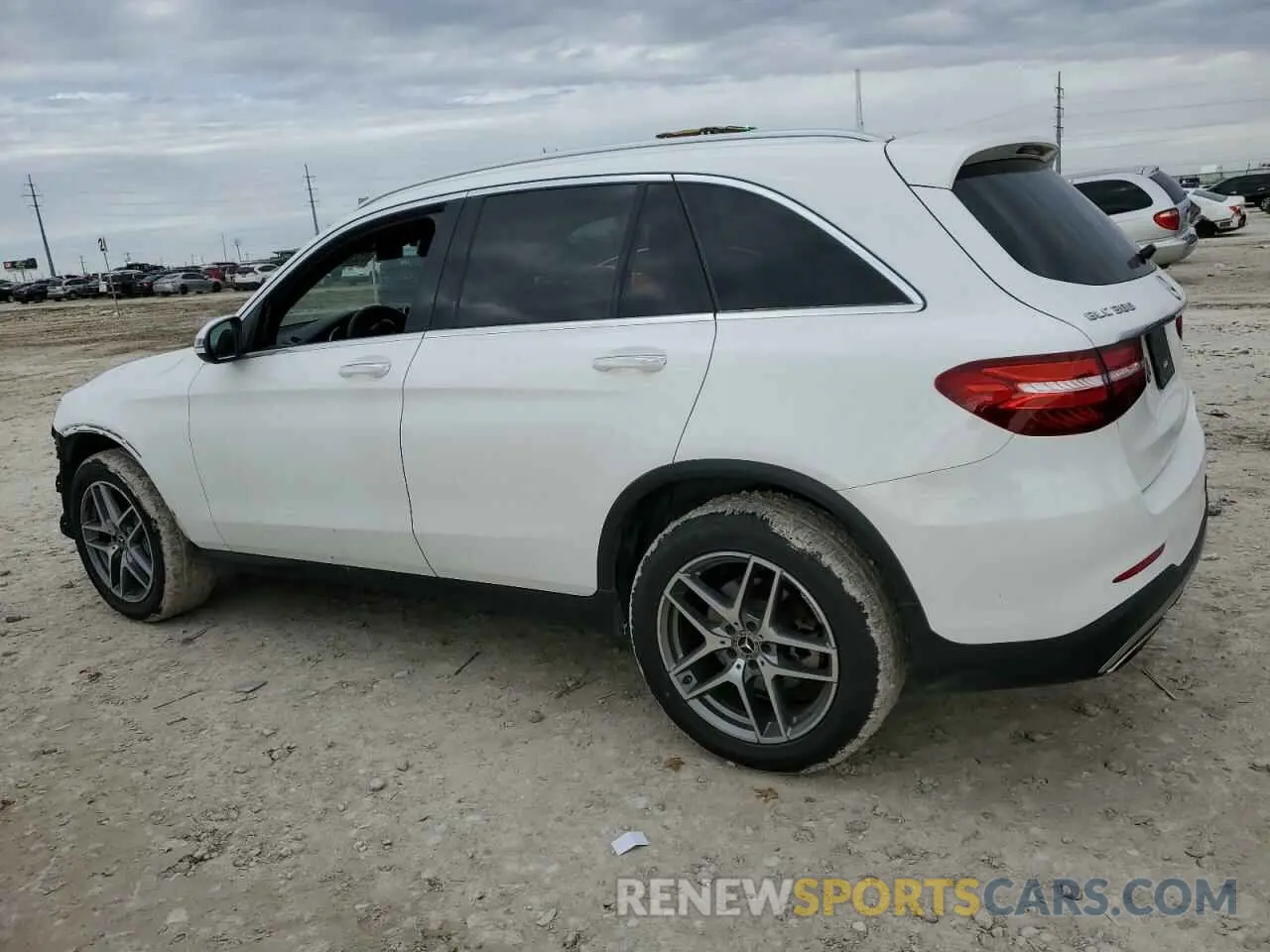 2 fotografías del automóvil dañado WDC0G4KB9KV140307 MERCEDES-BENZ GLC-CLASS 2019