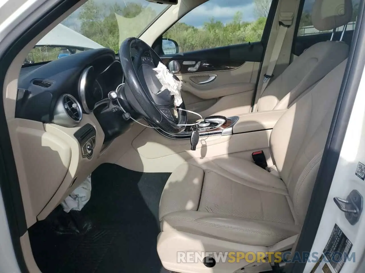 7 fotografías del automóvil dañado WDC0G4KB9KV161416 MERCEDES-BENZ GLC-CLASS 2019