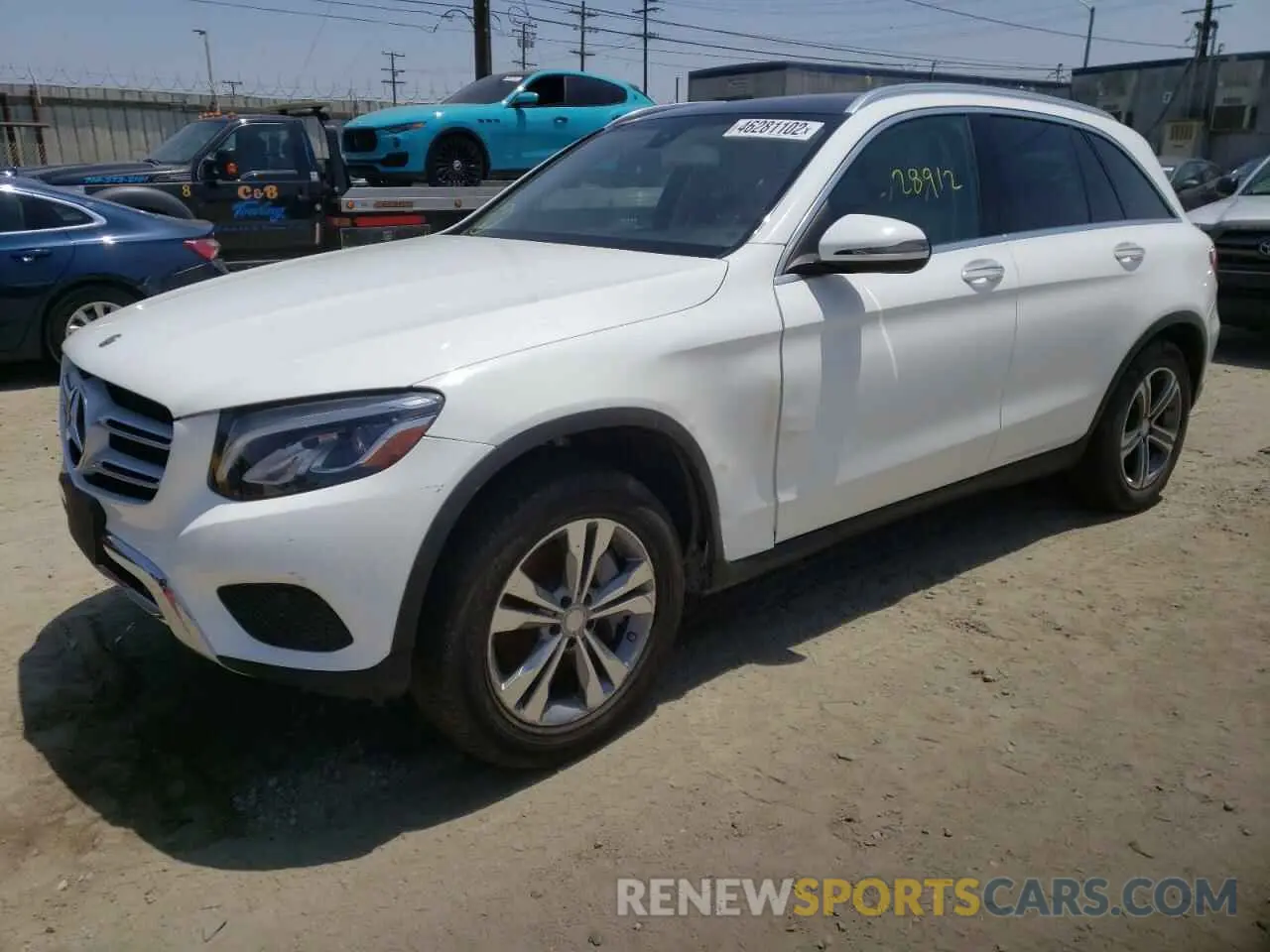 2 fotografías del automóvil dañado WDC0G4KBXKF572821 MERCEDES-BENZ GLC-CLASS 2019