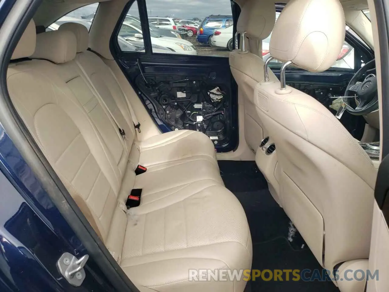 10 fotografías del automóvil dañado WDC0G4KBXKF662034 MERCEDES-BENZ GLC-CLASS 2019