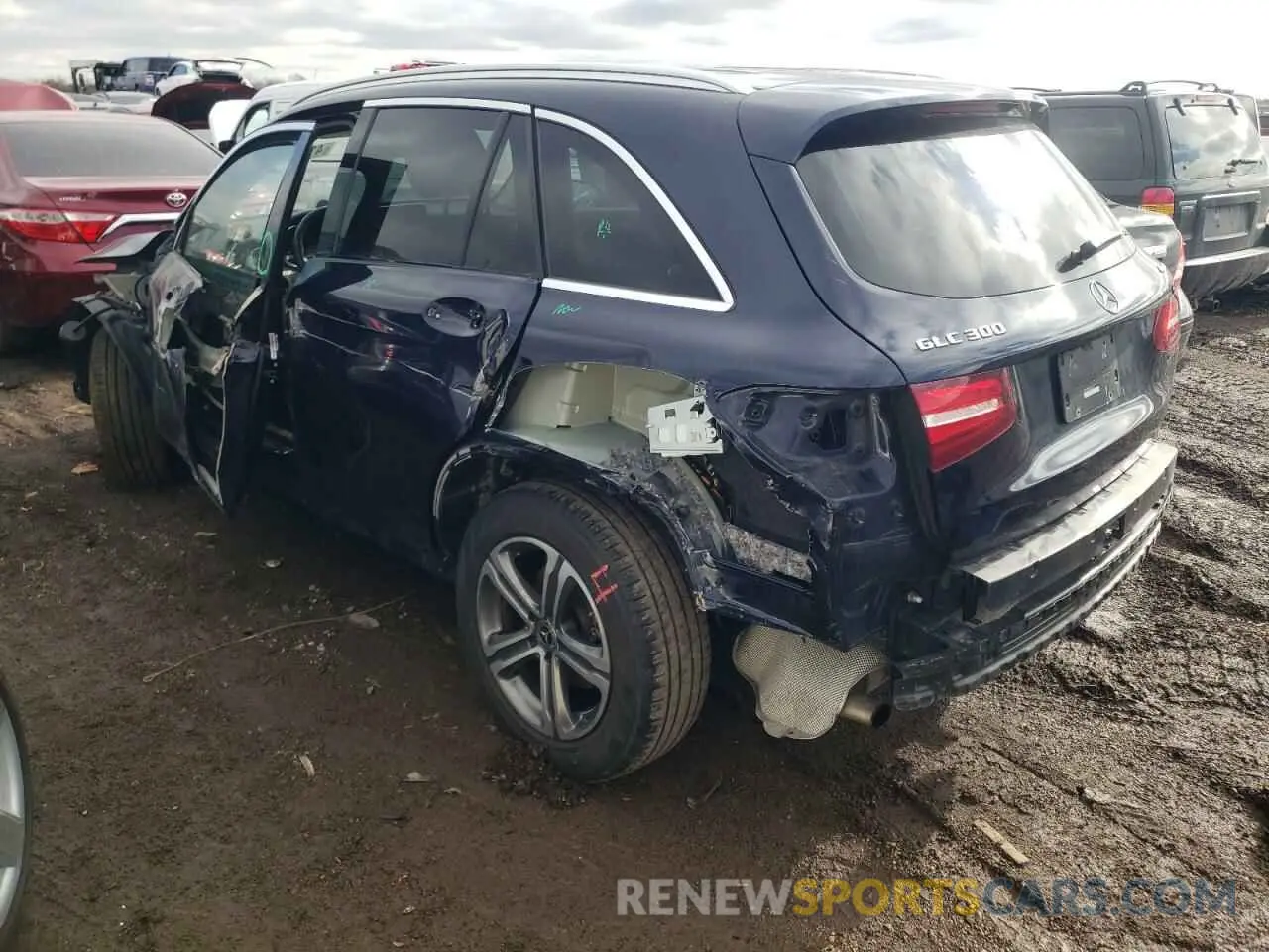 2 fotografías del automóvil dañado WDC0G4KBXKF662034 MERCEDES-BENZ GLC-CLASS 2019