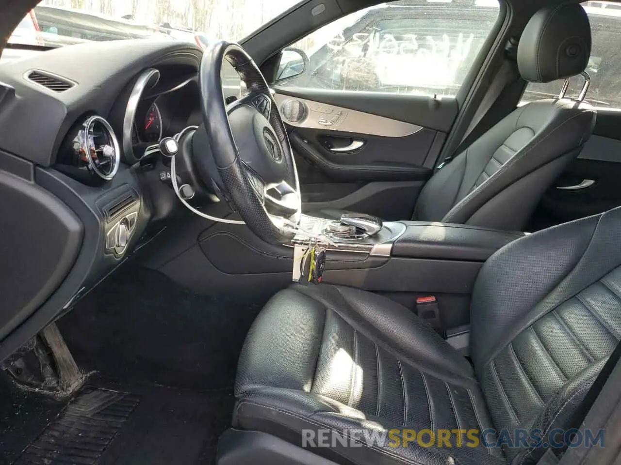 7 fotografías del automóvil dañado WDC0G4KBXKV151641 MERCEDES-BENZ GLC-CLASS 2019