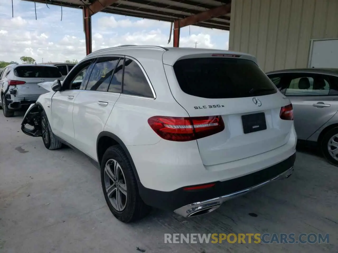 3 fotografías del automóvil dañado WDC0G5EB0KF558069 MERCEDES-BENZ GLC-CLASS 2019