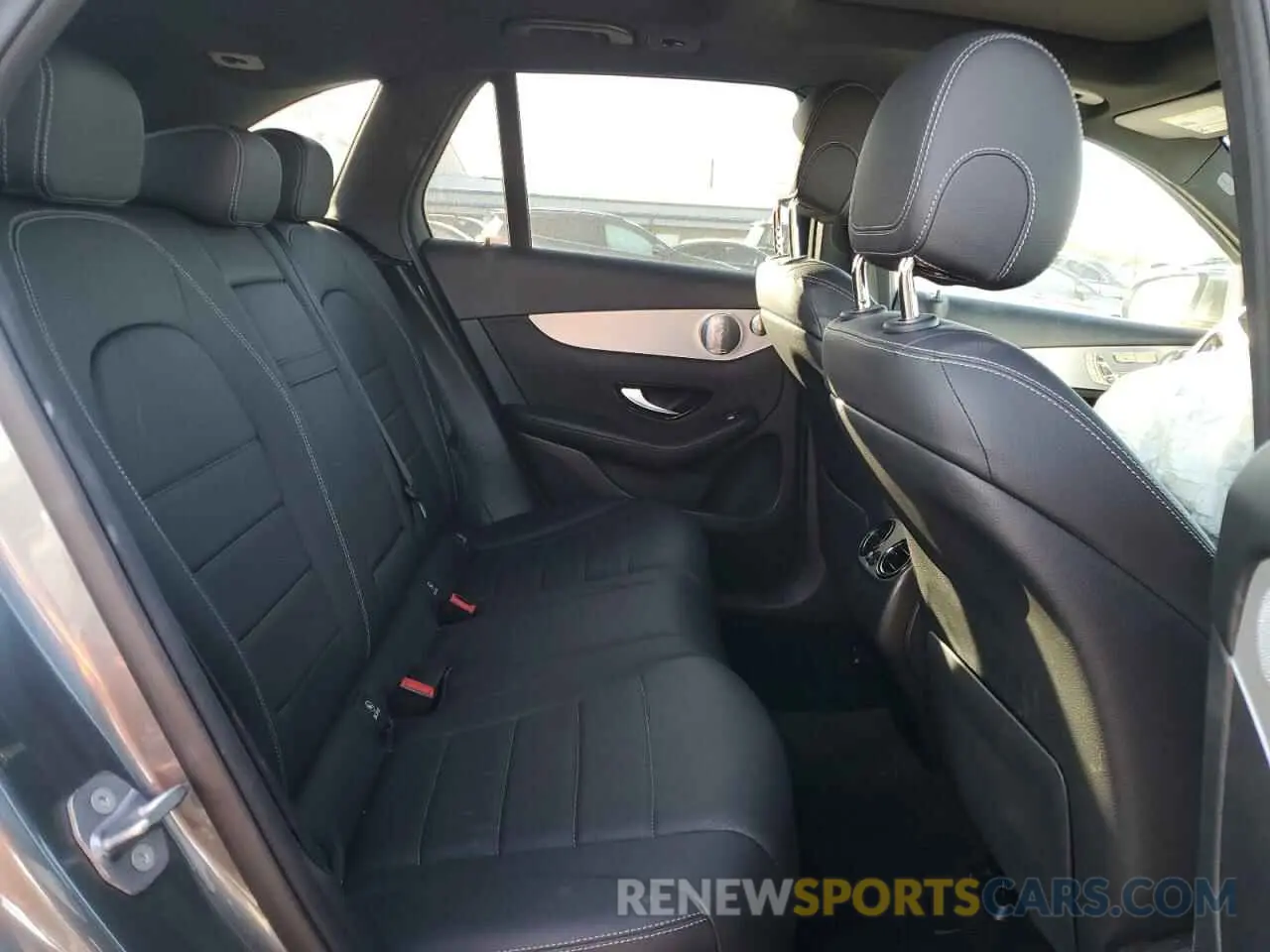 10 fotografías del automóvil dañado WDC0G5EB2KF496237 MERCEDES-BENZ GLC-CLASS 2019
