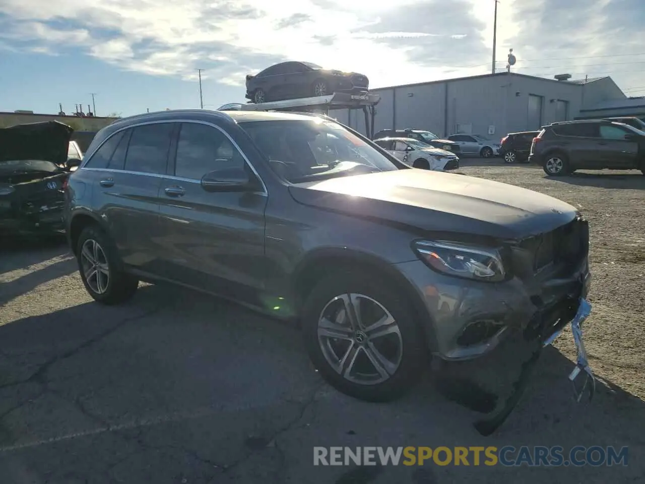 4 fotografías del automóvil dañado WDC0G5EB2KF496237 MERCEDES-BENZ GLC-CLASS 2019