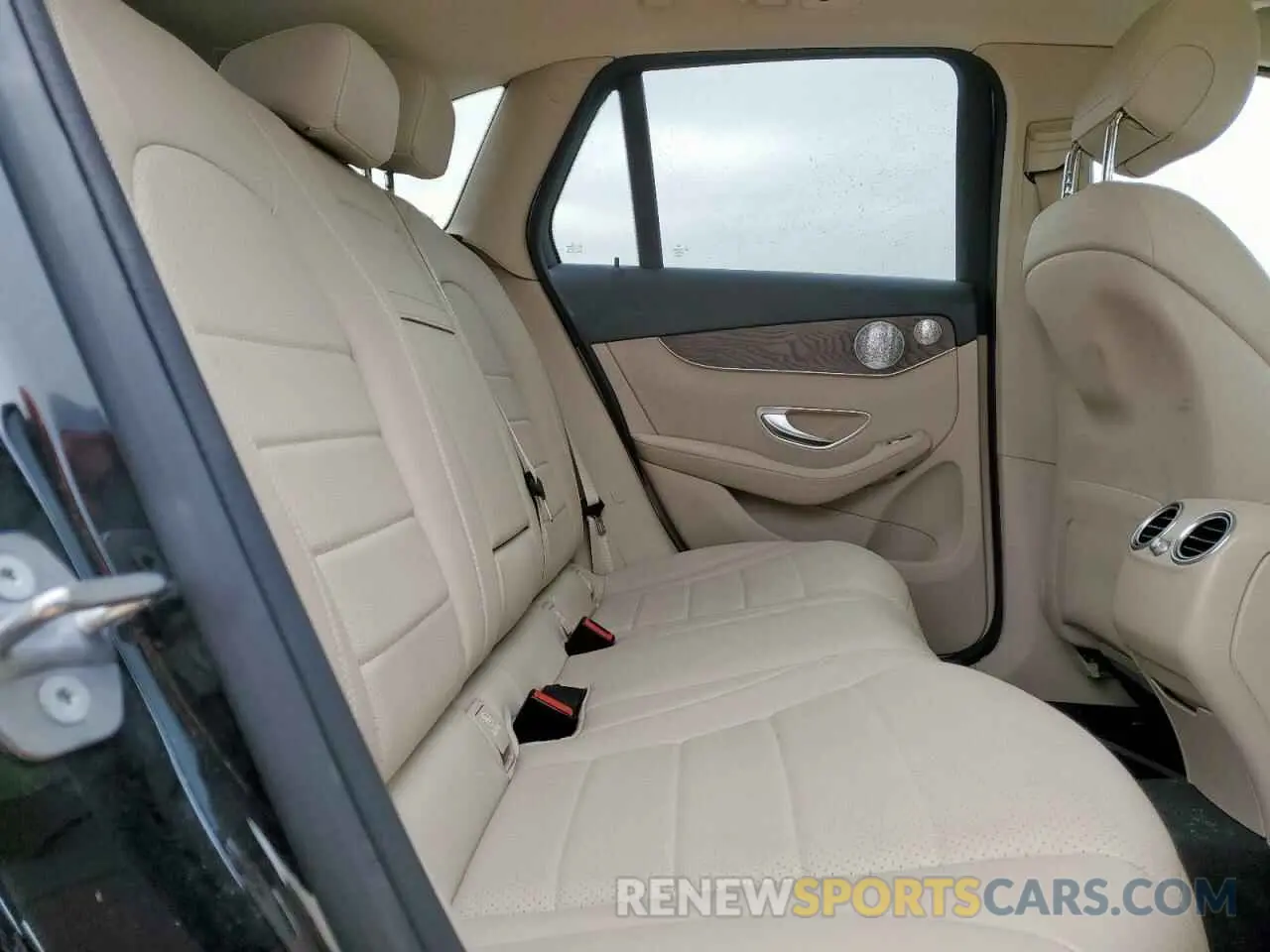 11 fotografías del automóvil dañado WDC0G5EB2KF555450 MERCEDES-BENZ GLC-CLASS 2019