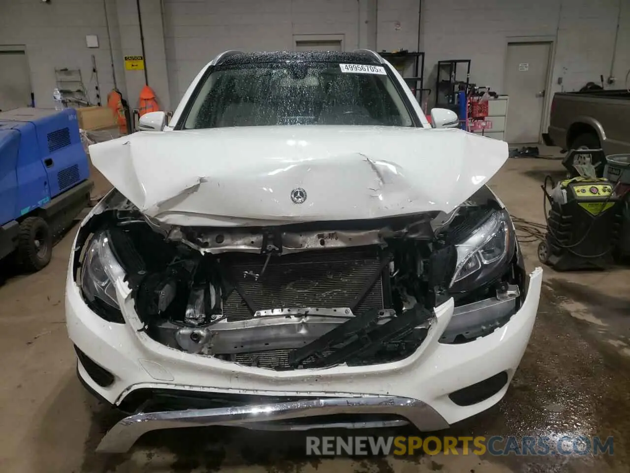 5 fotografías del automóvil dañado WDC0G5EB4KF575392 MERCEDES-BENZ GLC-CLASS 2019