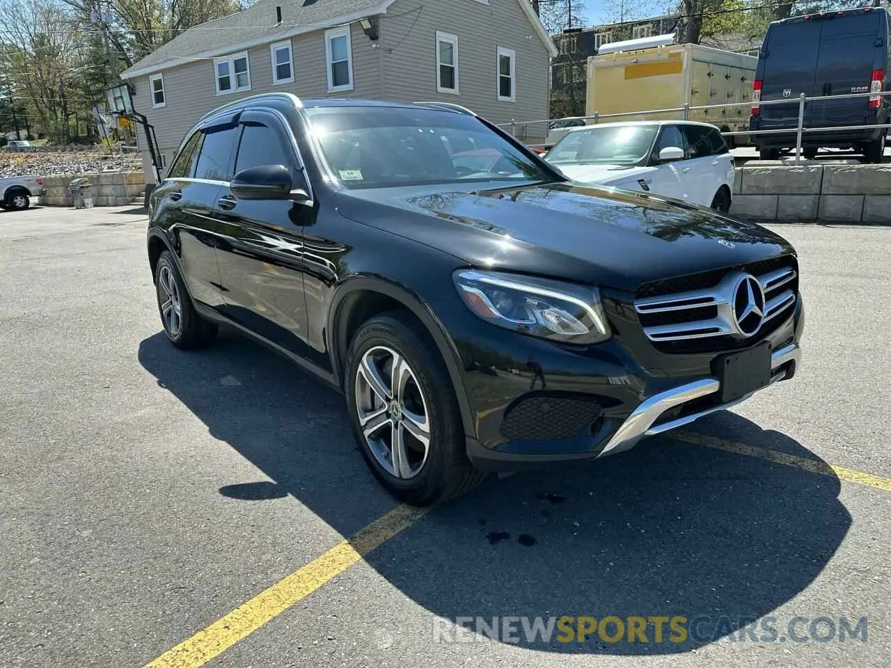 4 fotografías del automóvil dañado WDC0G5EB5KF564238 MERCEDES-BENZ GLC-CLASS 2019
