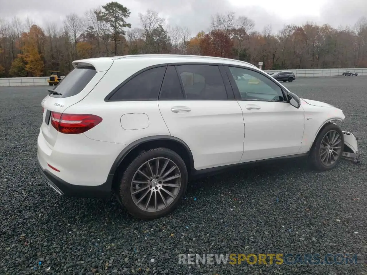 3 fotografías del automóvil dañado WDC0G6EB2KF585084 MERCEDES-BENZ GLC-CLASS 2019