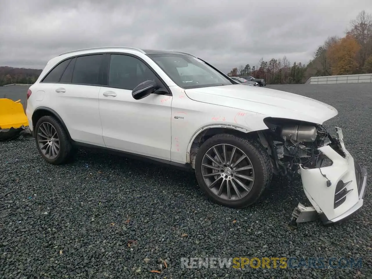 4 fotografías del automóvil dañado WDC0G6EB2KF585084 MERCEDES-BENZ GLC-CLASS 2019