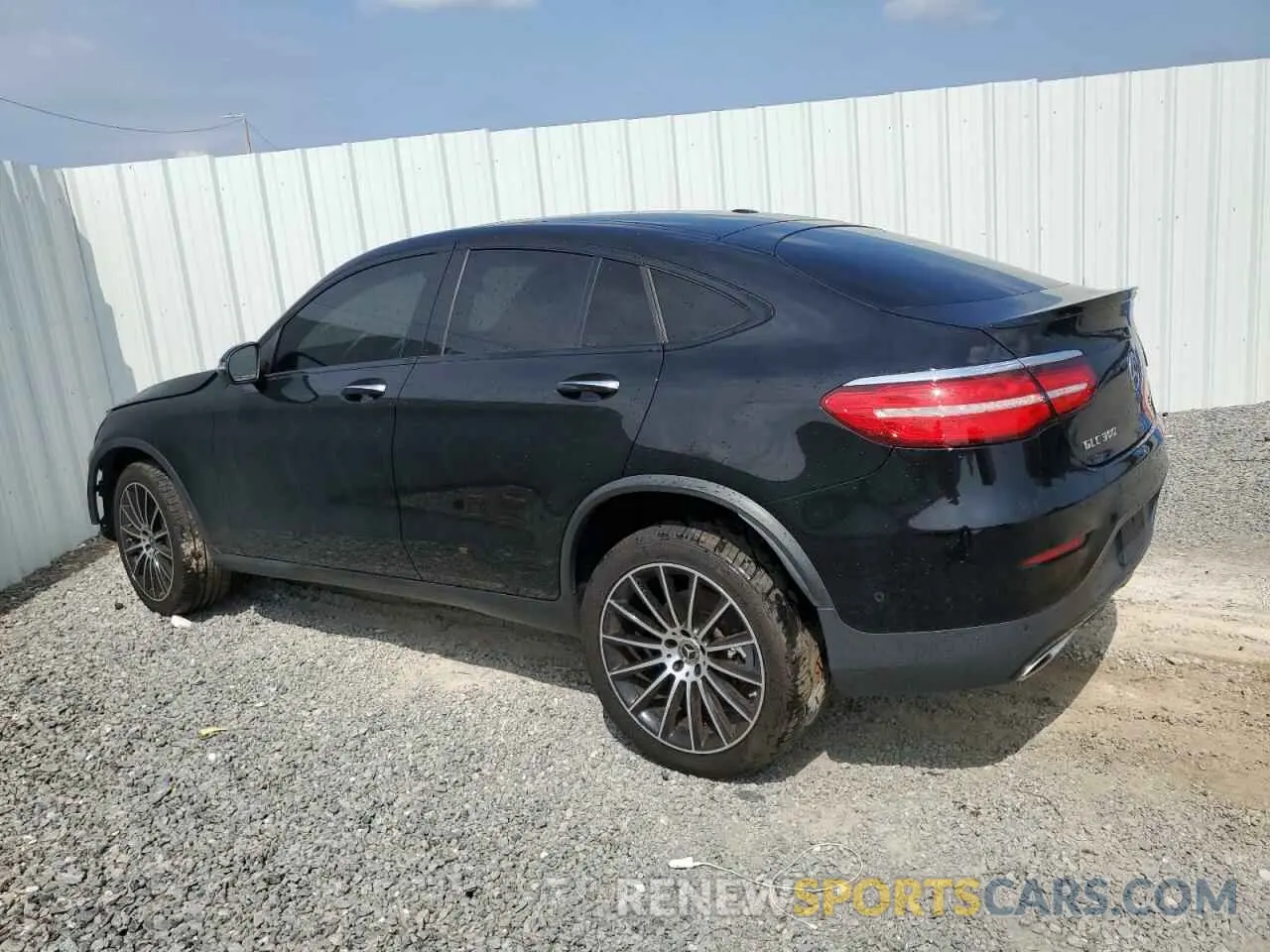 2 fotografías del automóvil dañado WDC0J4KB0KF536377 MERCEDES-BENZ GLC-CLASS 2019