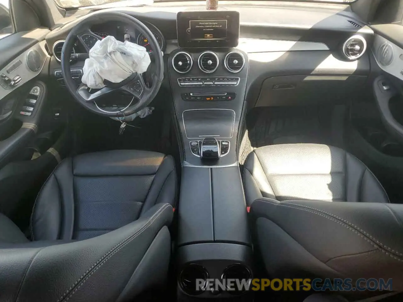 8 fotografías del automóvil dañado WDC0J4KB0KF583554 MERCEDES-BENZ GLC-CLASS 2019