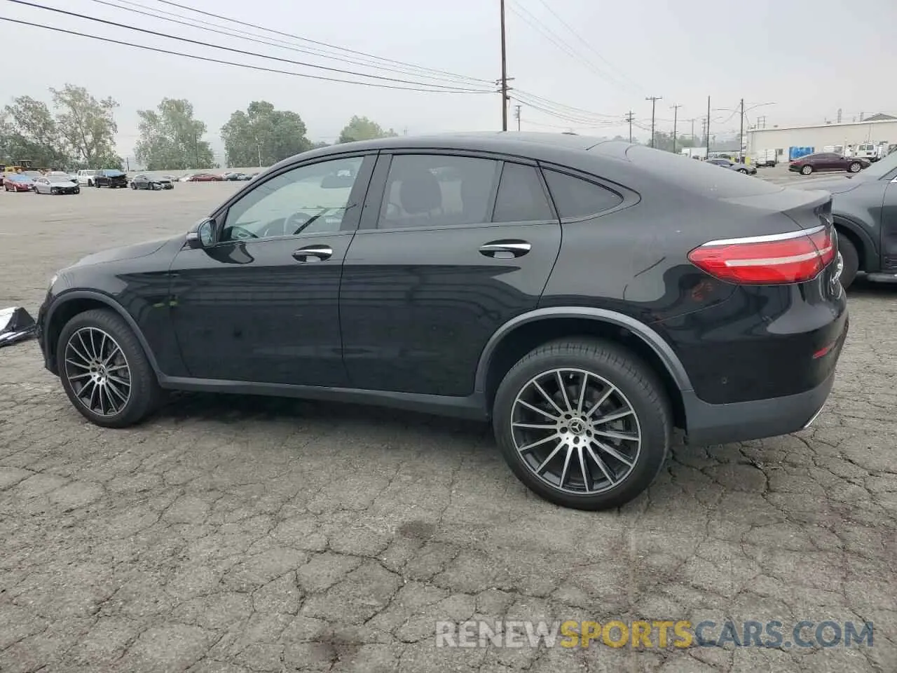 2 fotografías del automóvil dañado WDC0J4KB2KF663938 MERCEDES-BENZ GLC-CLASS 2019