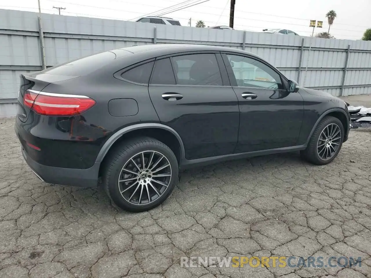 3 fotografías del automóvil dañado WDC0J4KB2KF663938 MERCEDES-BENZ GLC-CLASS 2019
