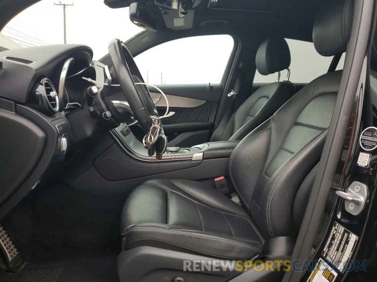 7 fotografías del automóvil dañado WDC0J4KB2KF663938 MERCEDES-BENZ GLC-CLASS 2019