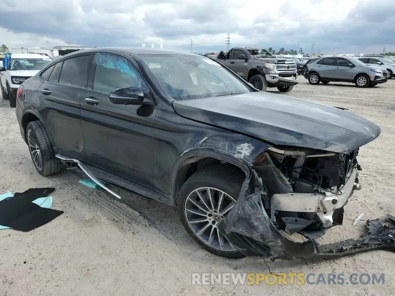 4 fotografías del automóvil dañado WDC0J4KB4KF587008 MERCEDES-BENZ GLC-CLASS 2019